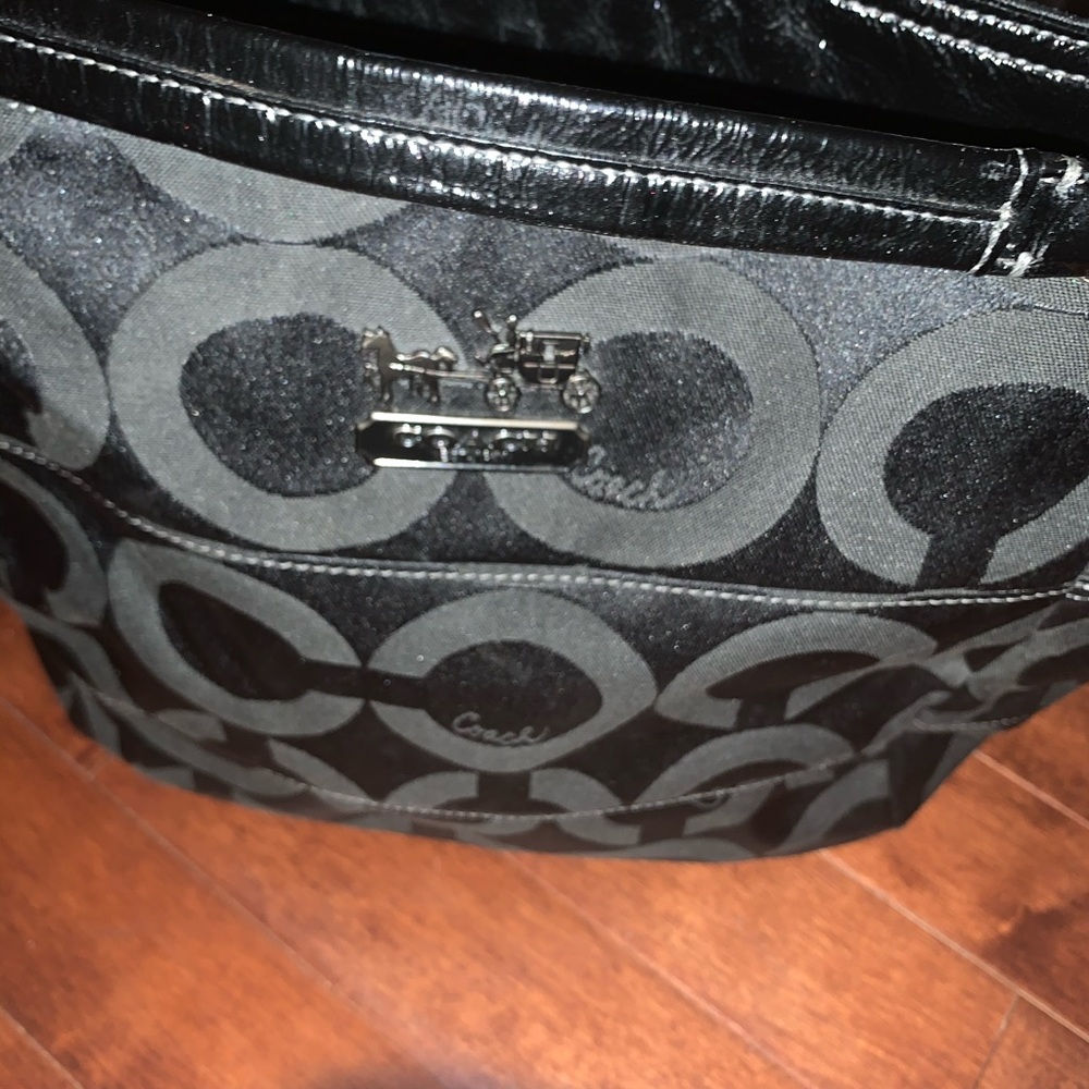 Coach purse - Picture 3 of 5